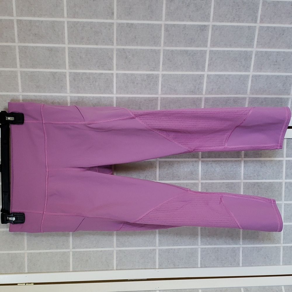 Athleta crop leggings